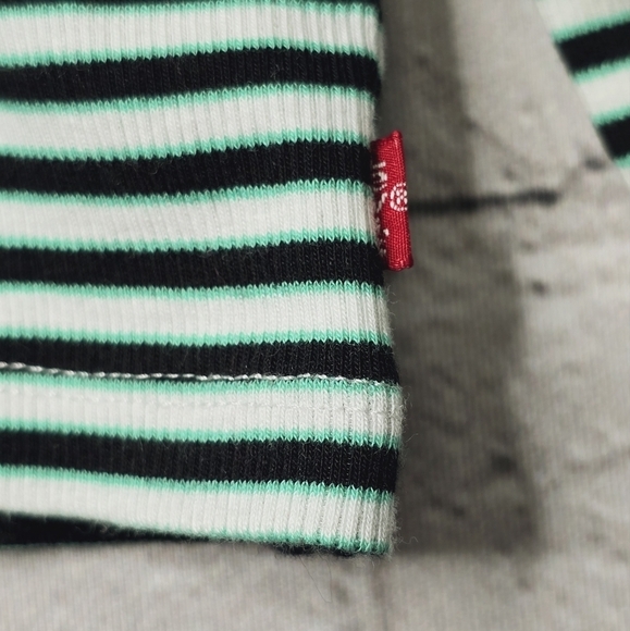 Levis Moon Rib Cropped Striped Black White Electric Green Turtleneck Top NWT Med - Picture 7 of 13